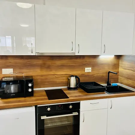 тутхон * Pomorie